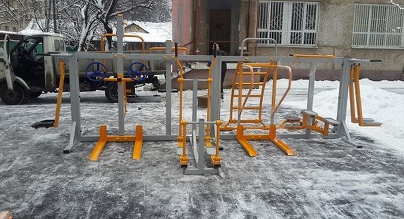 Уличный тренажерный комплекс для инвалидов-колясочников Hercules УТИ-001 800_434