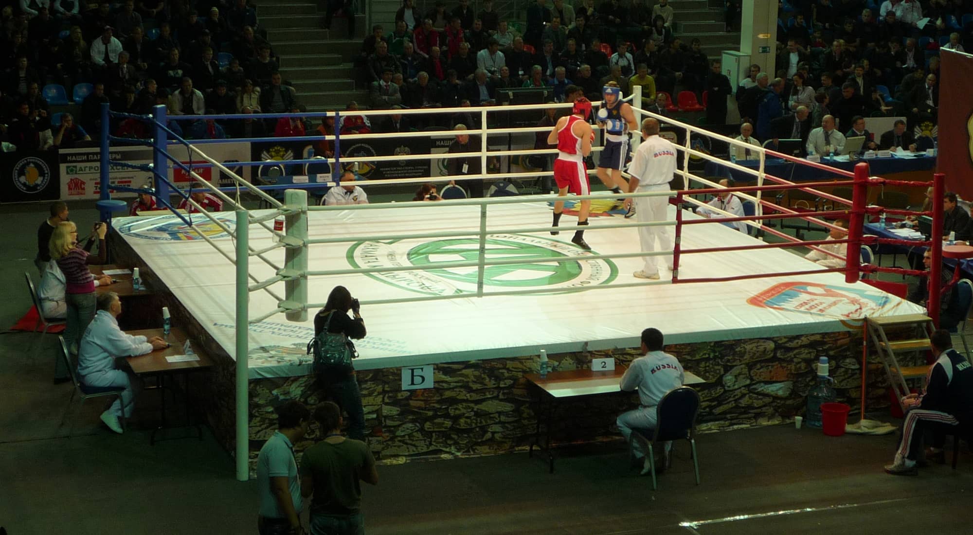 Боксерский ринг соревновательный Totalbox РП 6,1-1 2000_1100