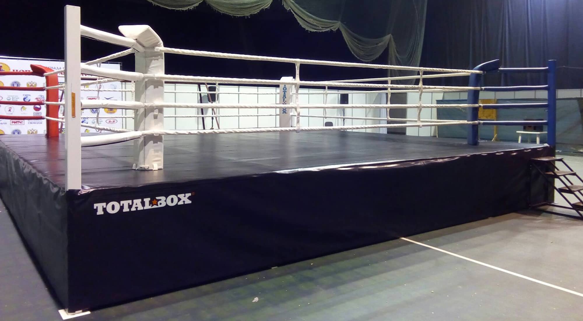 Боксерский ринг соревновательный Totalbox РП 6,1-1 2000_1100